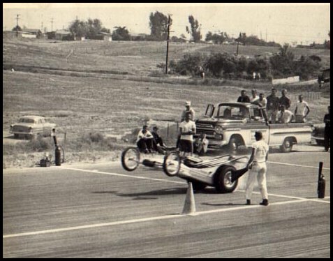 IvoSingleWheelieRiverside.jpg